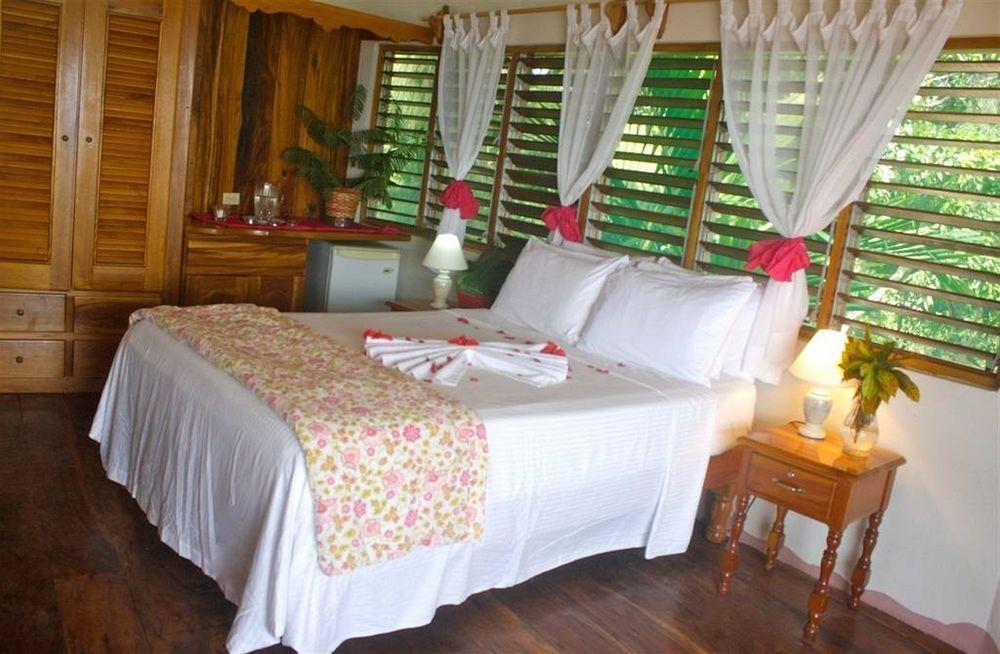 Coral Cove Resort & Spa Negril Exterior photo