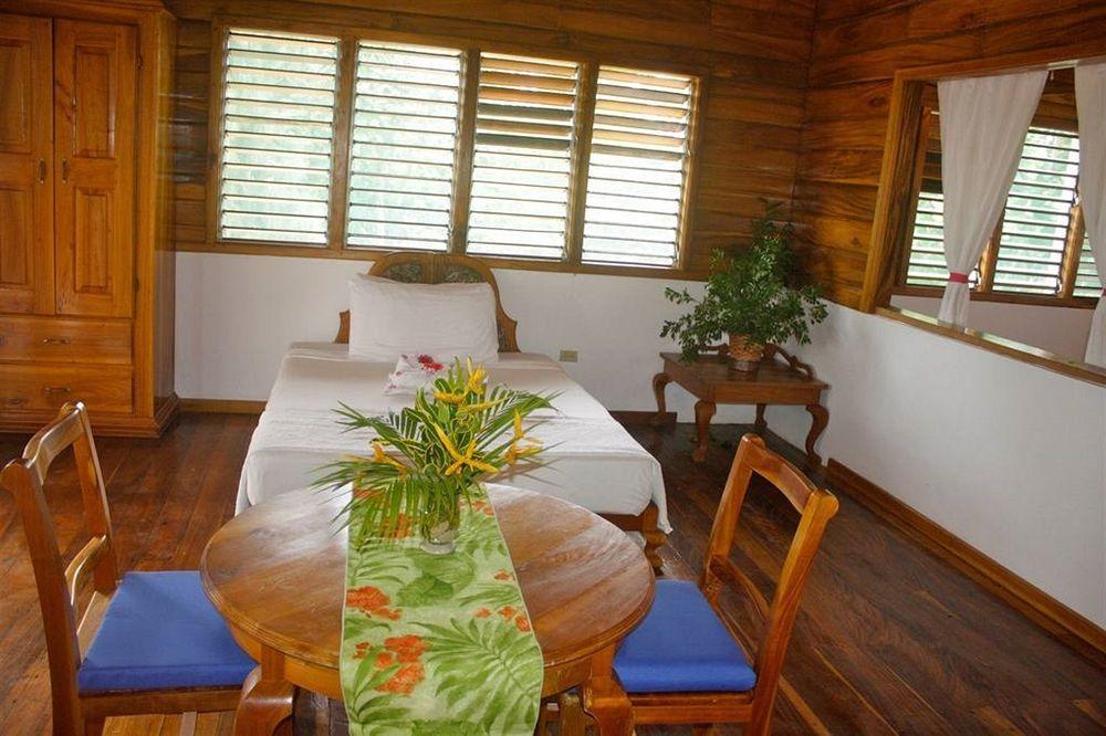 Coral Cove Resort & Spa Negril Exterior photo