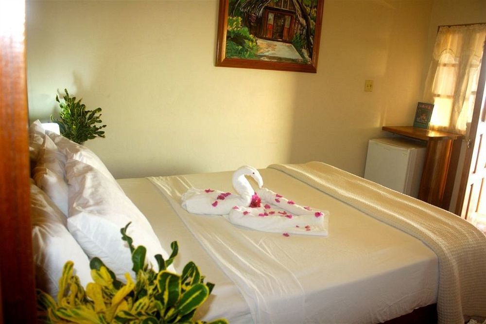 Coral Cove Resort & Spa Negril Exterior photo